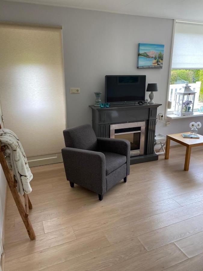 Bungalow Scheldezicht In Zeeland Dicht Bij Zee Scherpenisse エクステリア 写真