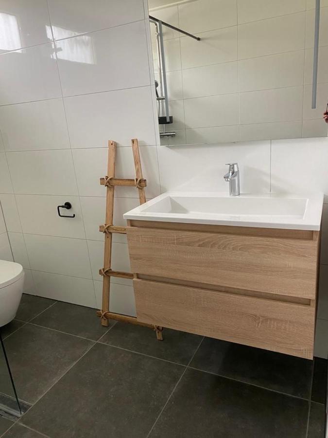Bungalow Scheldezicht In Zeeland Dicht Bij Zee Scherpenisse エクステリア 写真