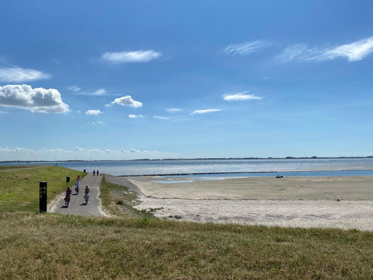 Bungalow Scheldezicht In Zeeland Dicht Bij Zee Scherpenisse エクステリア 写真